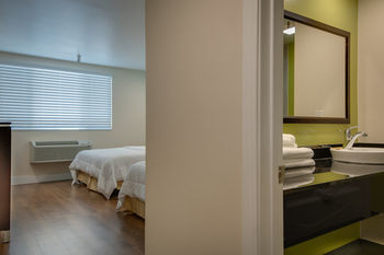 Vagabond Inn Executive - Bakersfield Downtowner Eksteriør bilde